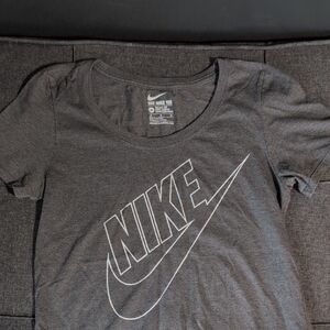 Nike Gray T-Shirt